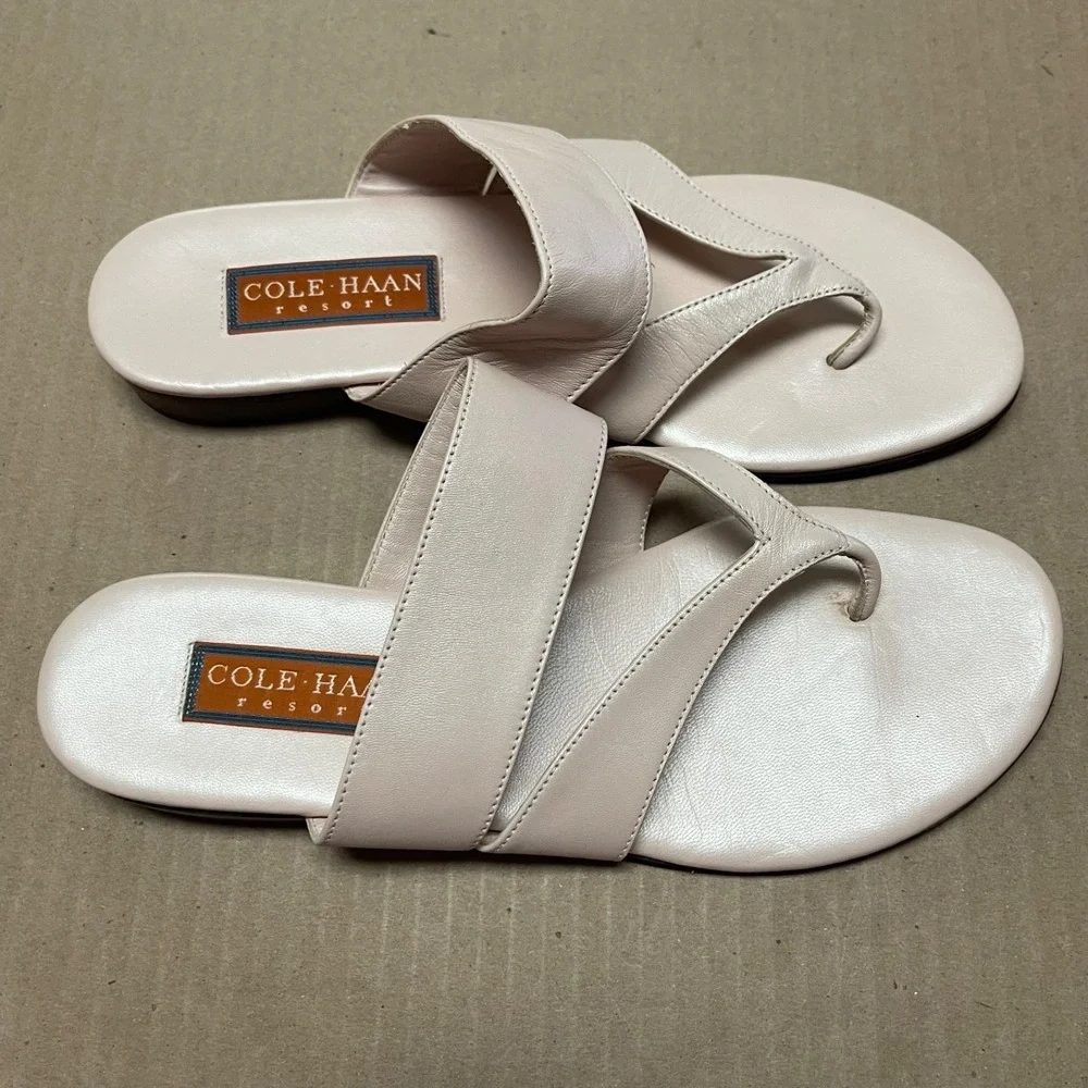 Vintage 90s Cole Haan Sz 9B Resort Blush Leather Asymmetric Thong Slide Sandals